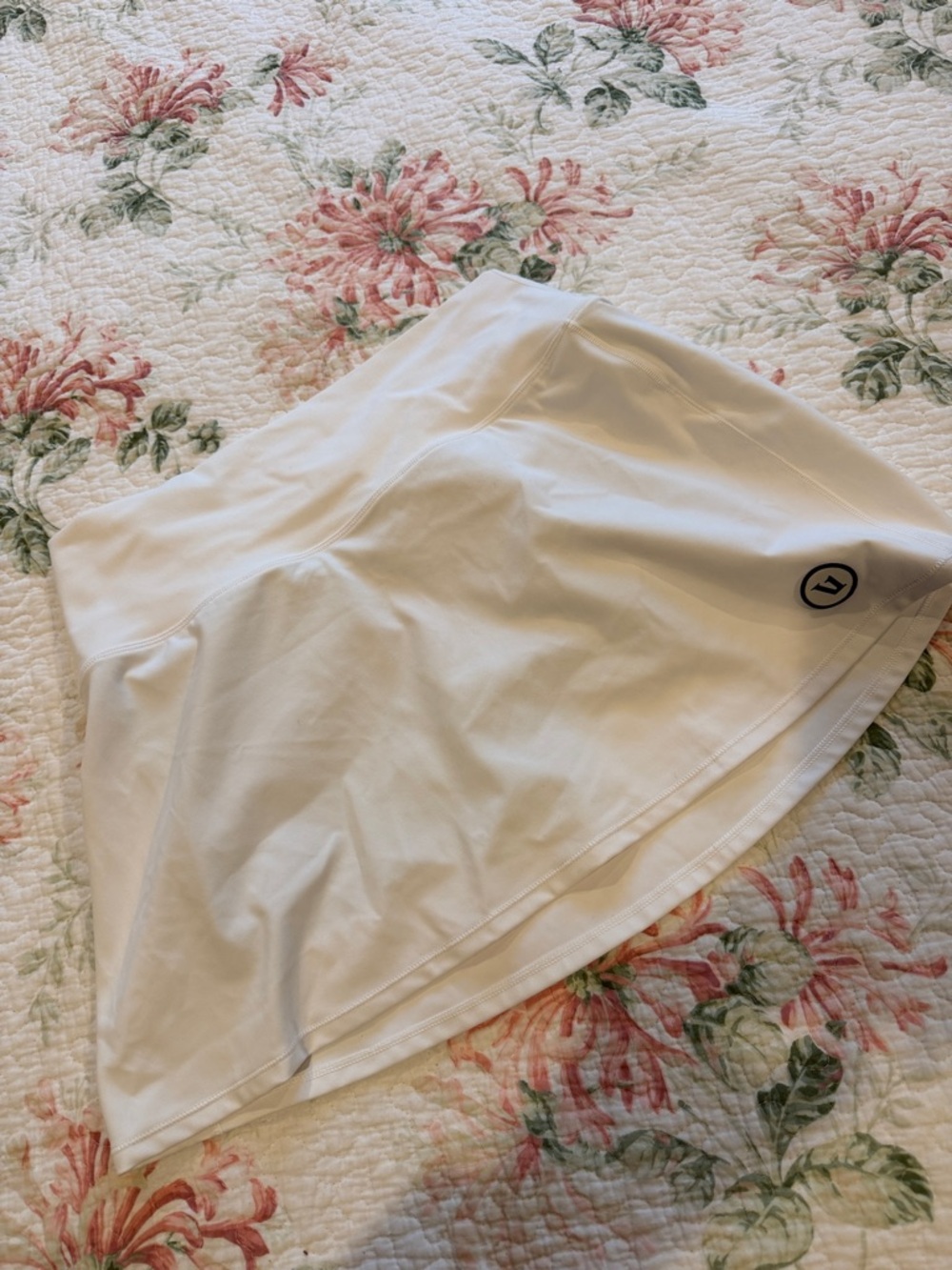 Vuori White Athletic Skort with Logo